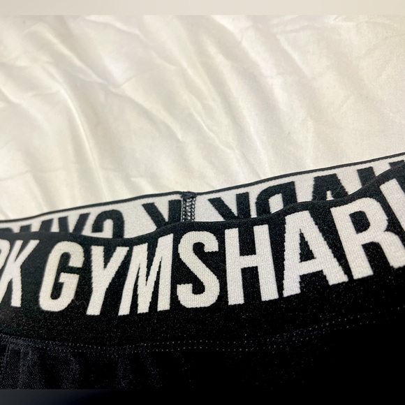 gym shark - Picture 3 of 5